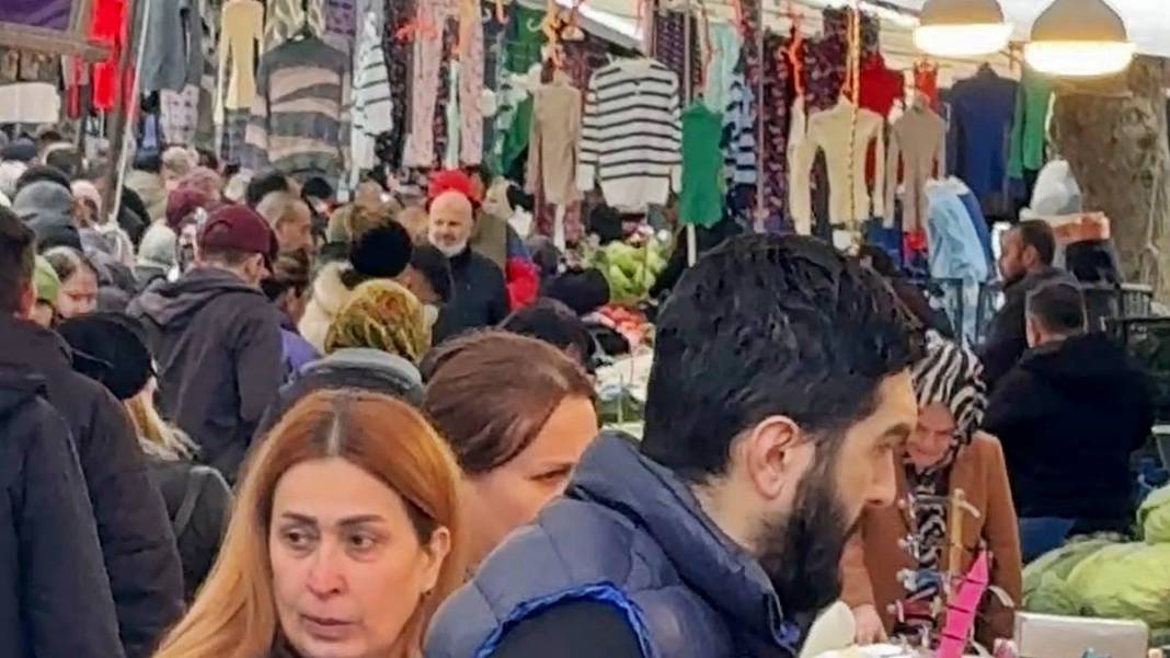 50 yıllık semt pazarına gidenler şoke oldu: Artık kurulmayacak! Meğer kaldırma kararını o kişiler aldırmış 1